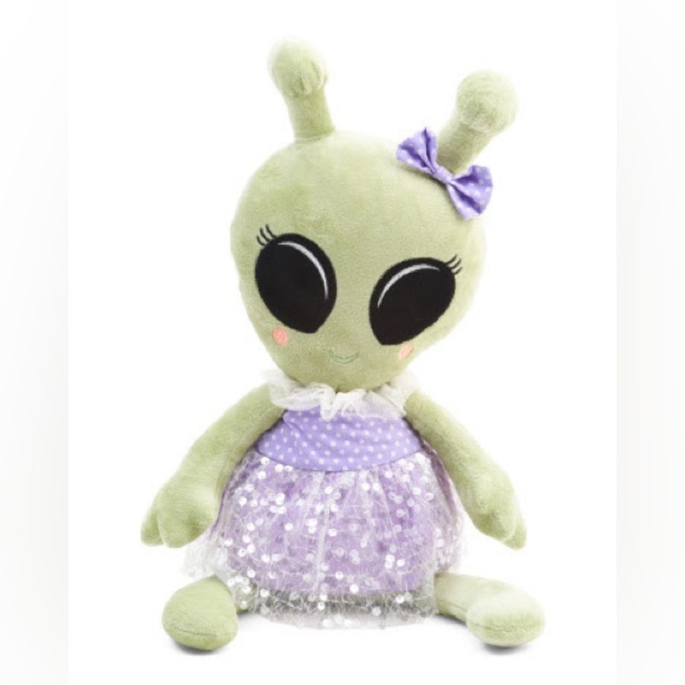 STUDIO 10.31
Plush Alien With Bow Accent